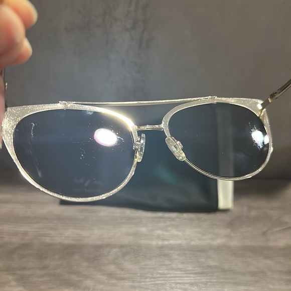 Quay Australia Mirrored Tell Me Why Sunglasses - Picture 6 of 17